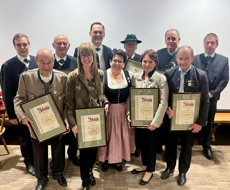 Featured image of post „Ehrensache“