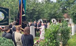 Featured image of post Trauer um den Aubinger Peter Bauer