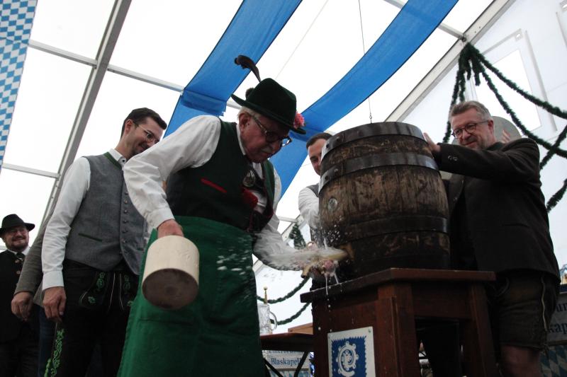 Featured image of post Politbühne beim Aubinger Herbstfest