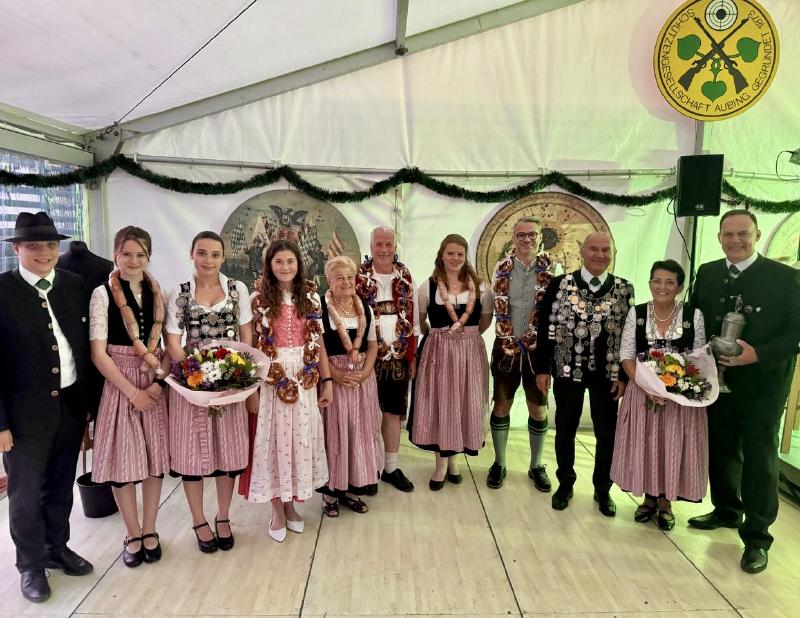 Featured image of post Aubinger Doppel-Schützenfest