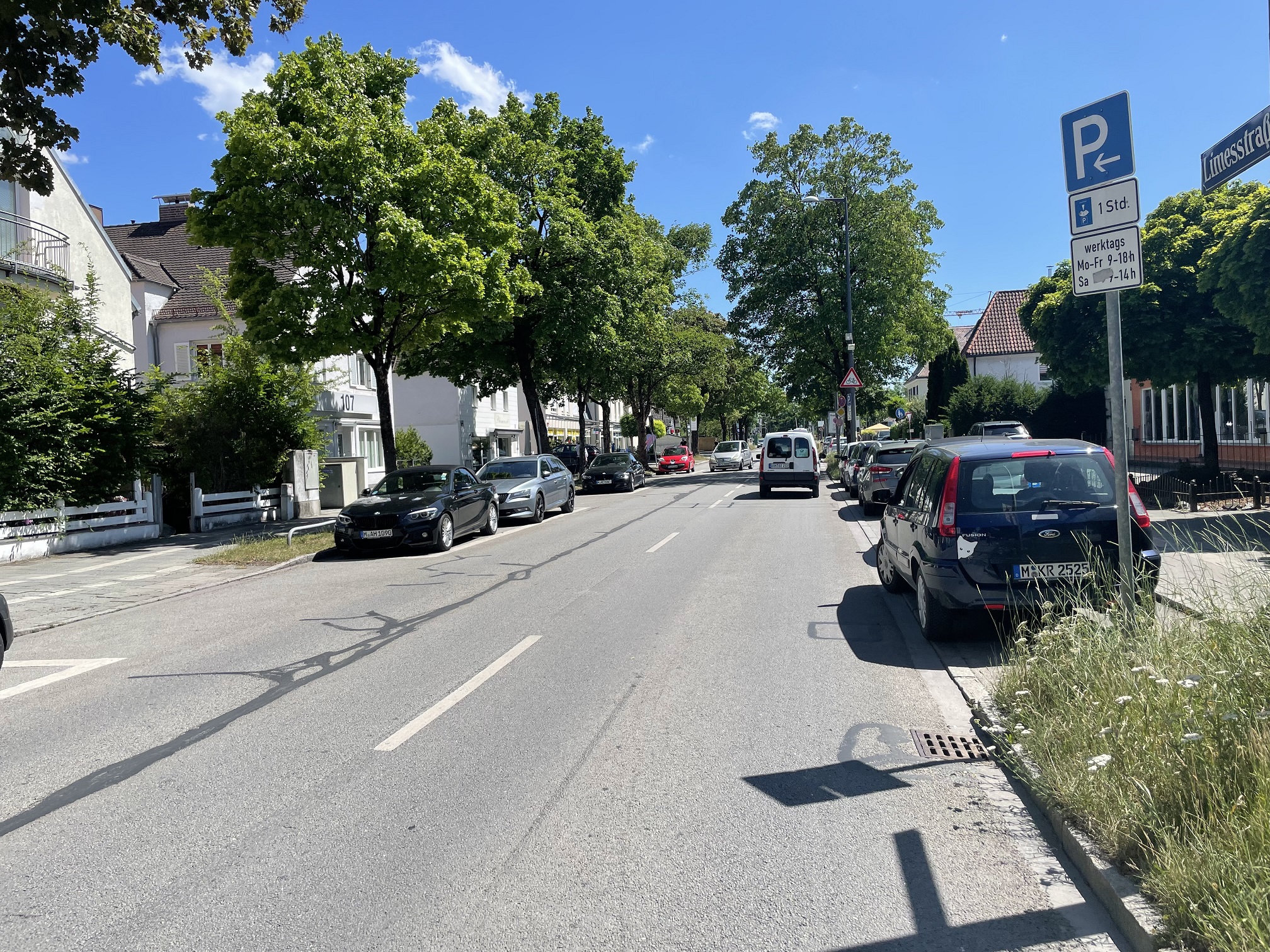 Im südlichen Teil der Limesstraße fehlen sowohl Zebrastreifen als auch Ampeln. Das ist für die kleinen und großen Fußgänger, die die Straße überqueren möchten, riskant.