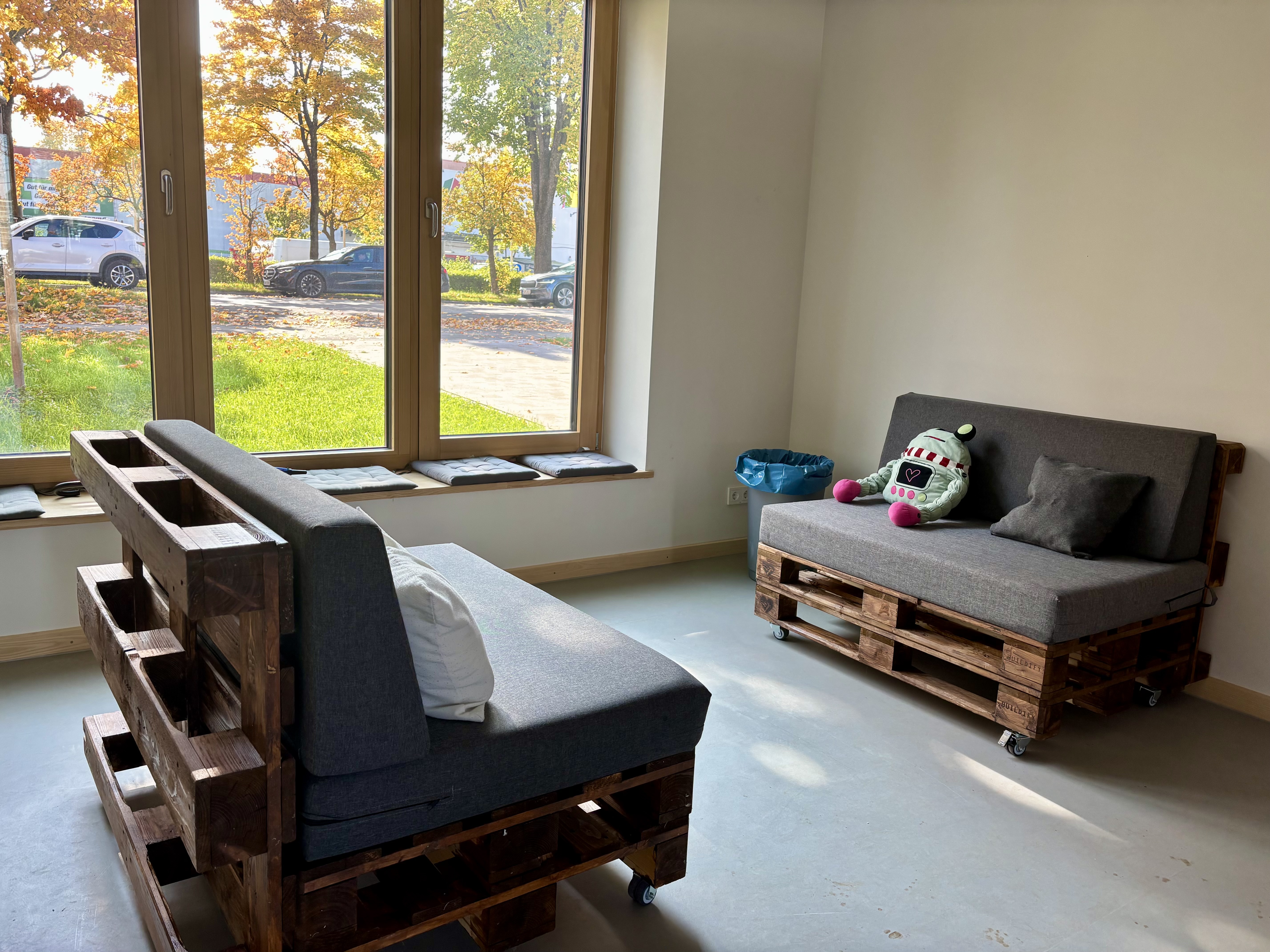  die Chill-Ecke im „Raum der Selbstverwaltung".