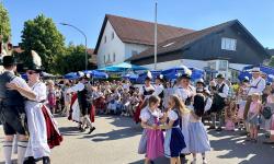 Featured image of post Festsaison geht weiter