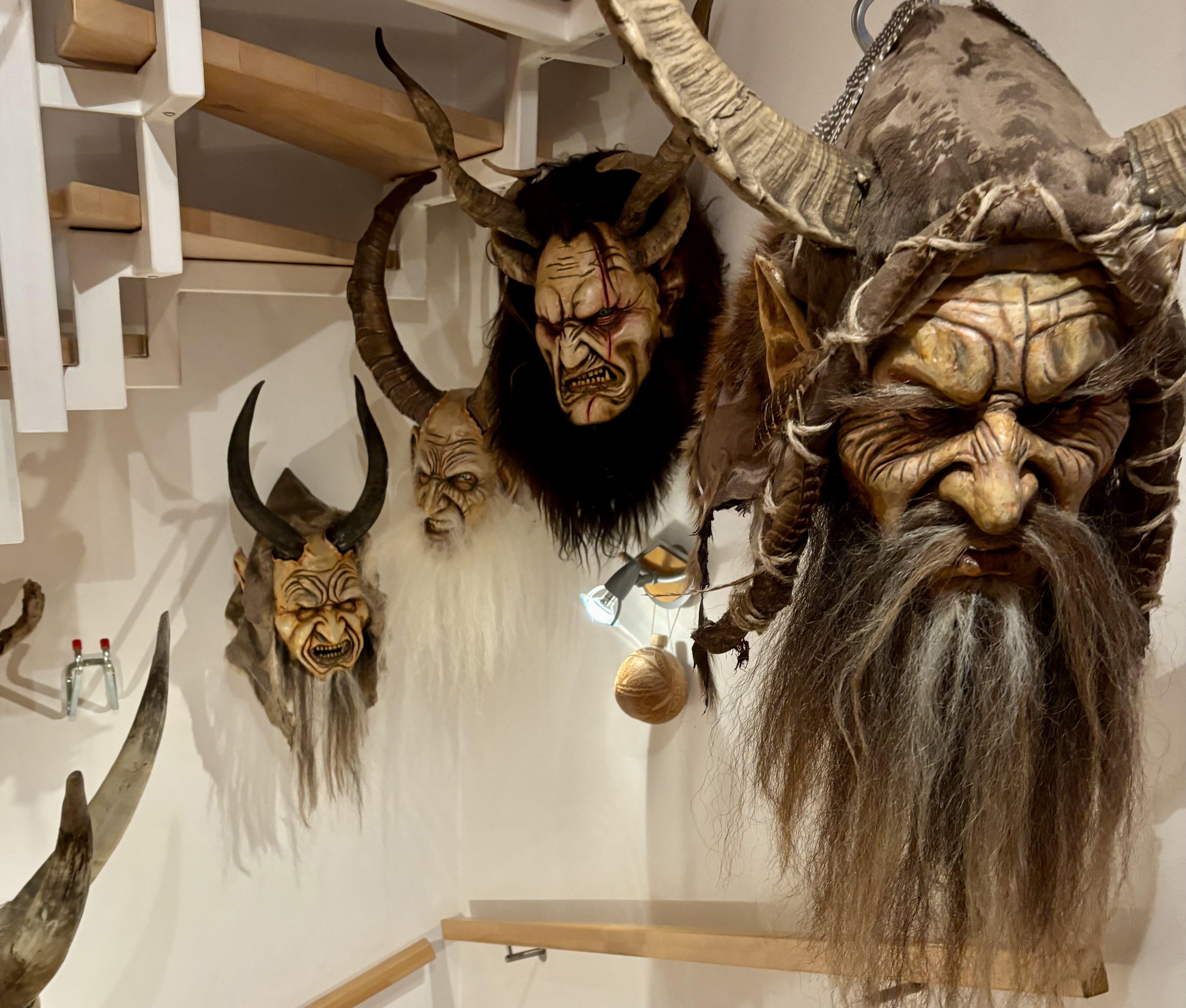Aubinger Krampus-Masken