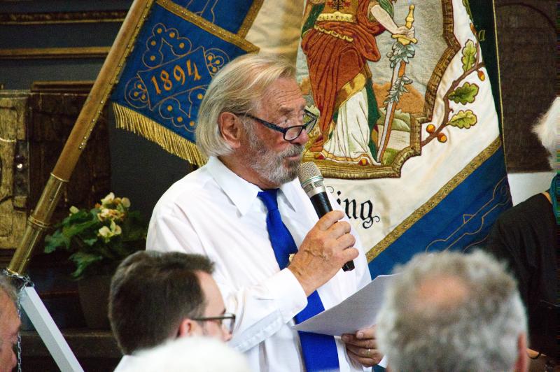 Featured image of post Frischer Wind im Männergesangsverein