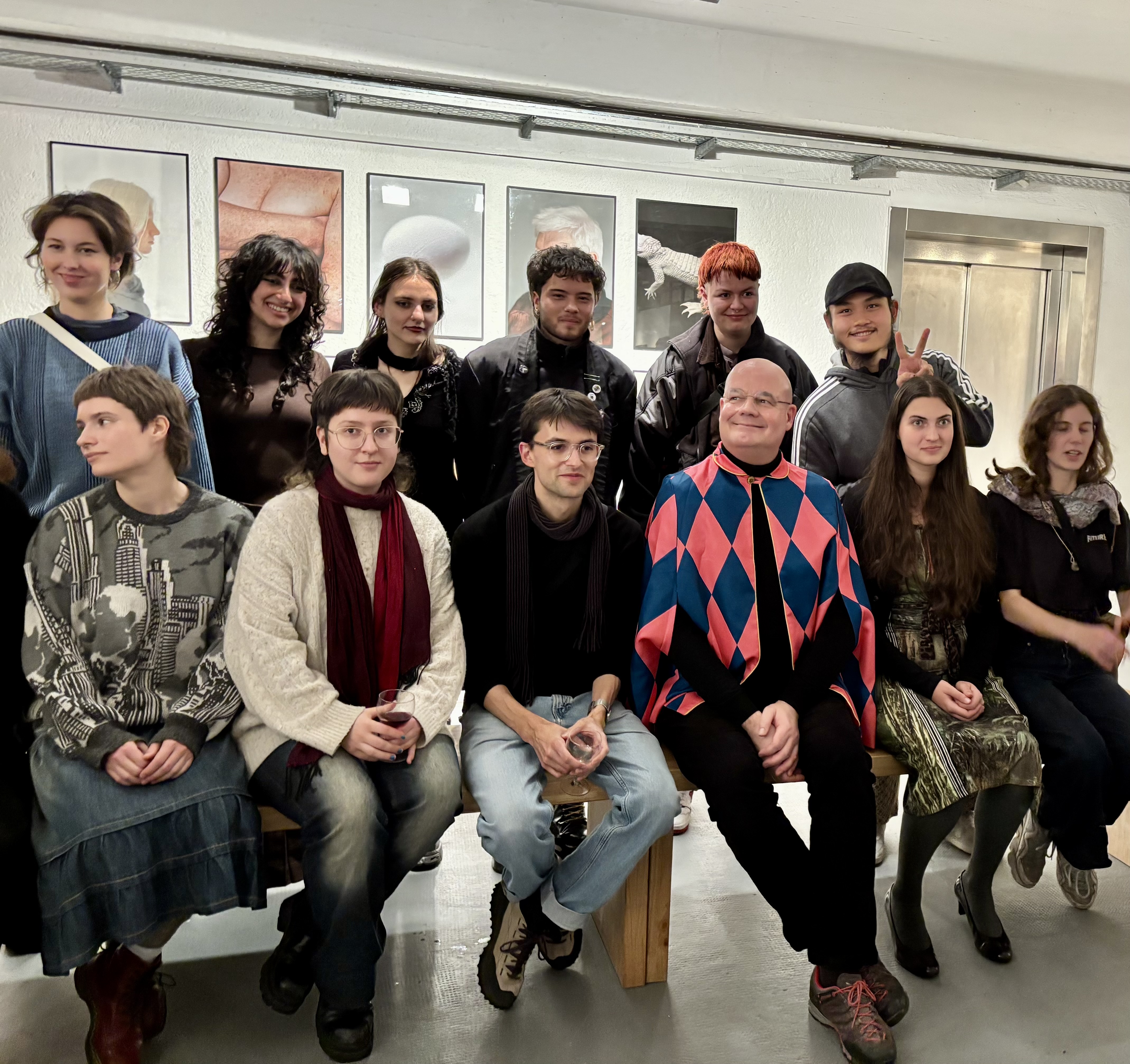 Stefan Maria Mittendorf mit Studenten der Klasse Anke Doberauer der Akademie der Bildenden Künste München