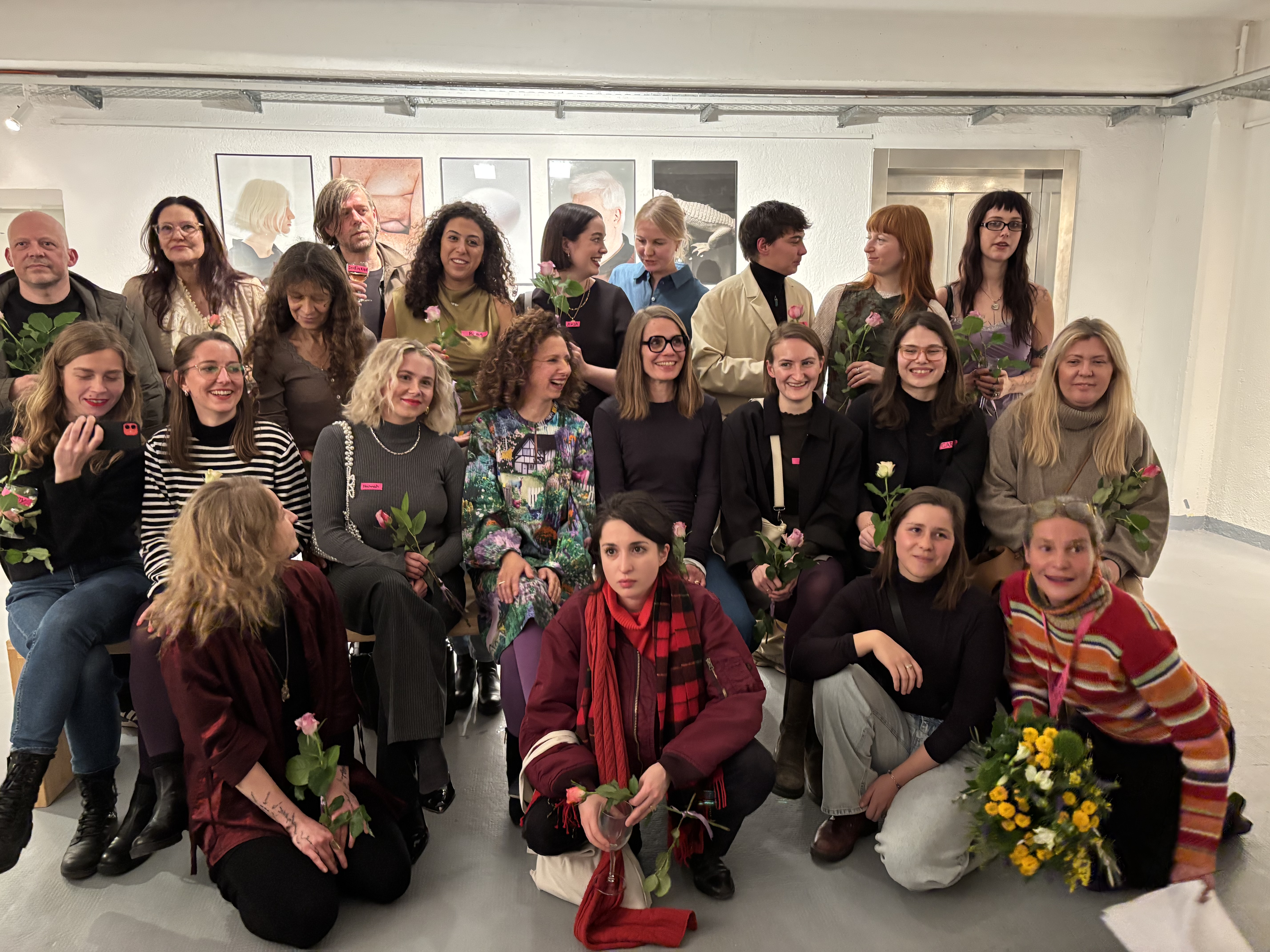 Anke Hempfling (r.) mit den Berliner Fotografen