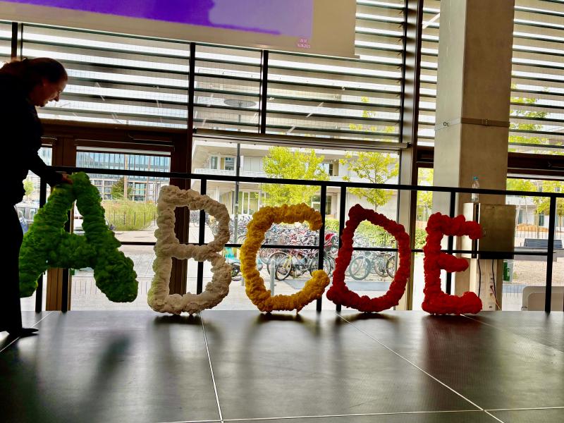 Featured image of post Hurra, Schule!