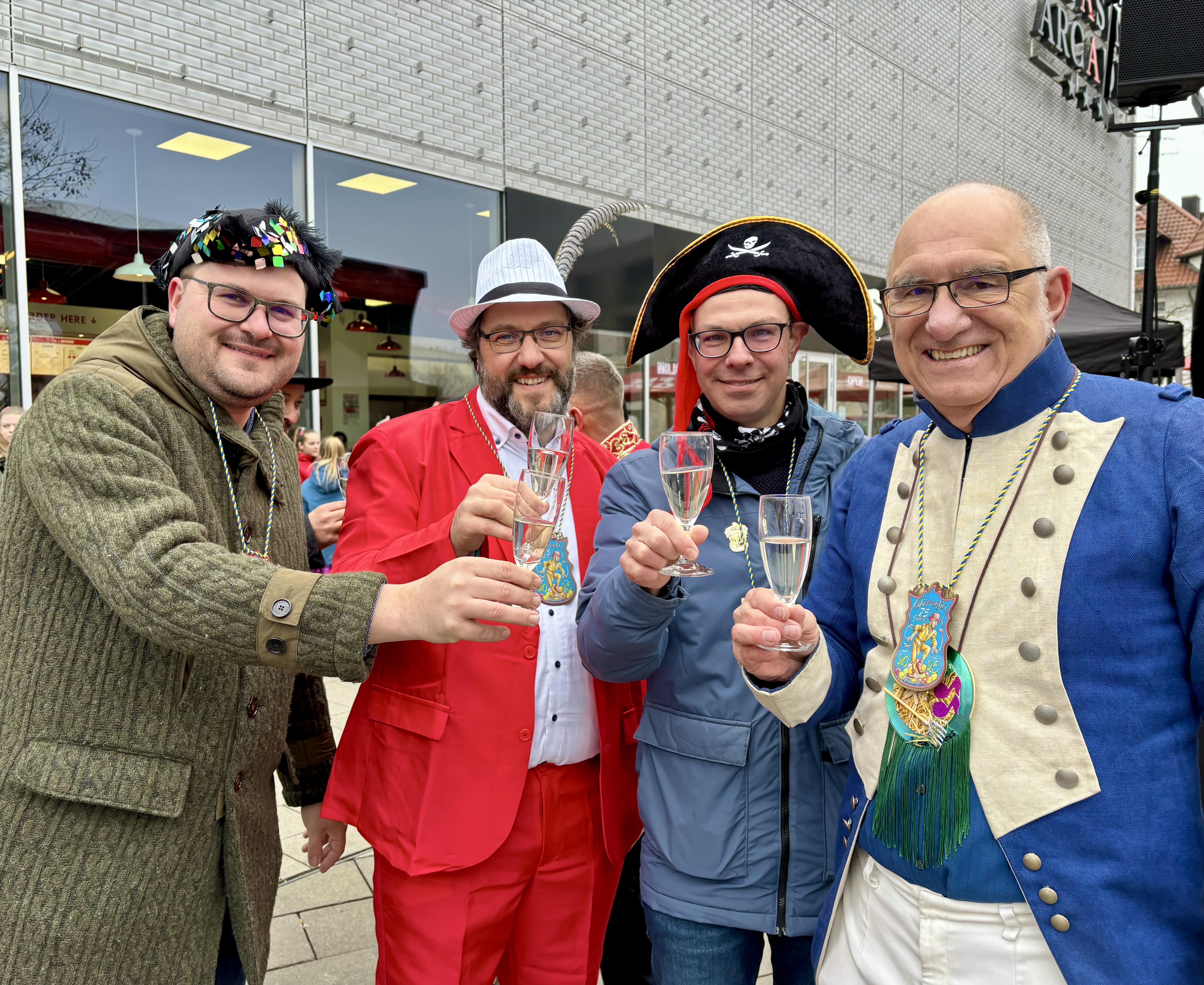Prosit im letzten Jahr am Paseo