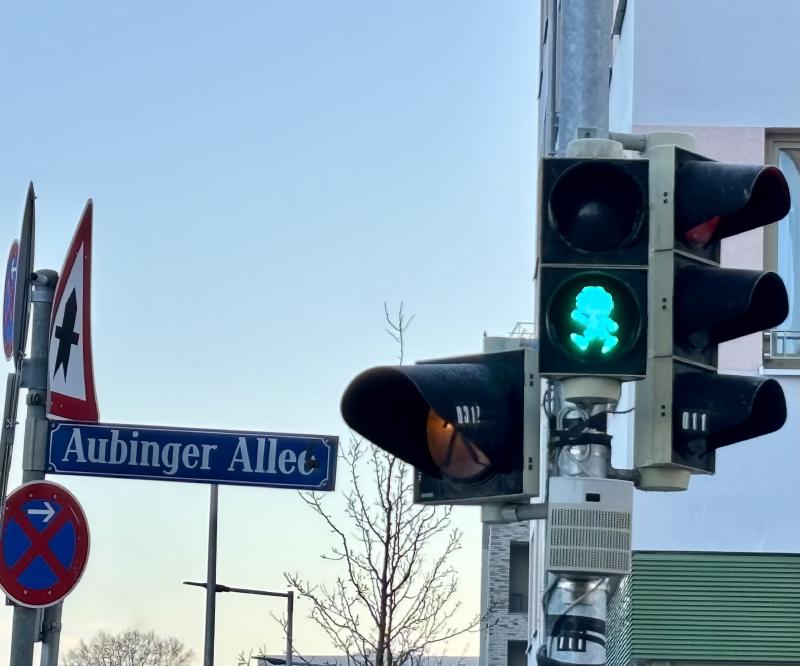 Featured image of post „Hurra, hurra – der Pumuckl ist da“ - neue Ampel für Freiham