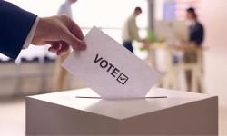 Featured image of post Bunt gewählt, Mehrheiten offen