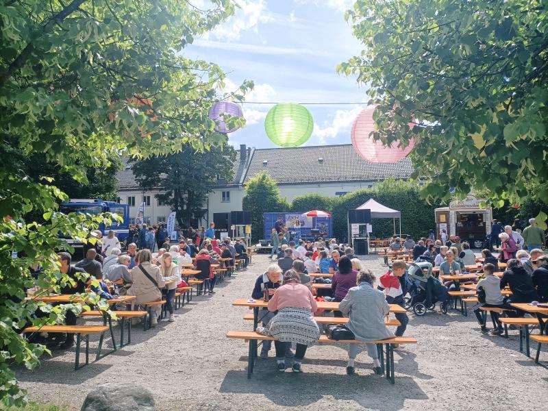 Featured image of post Dorfplatzfest geht in die dritte Runde
