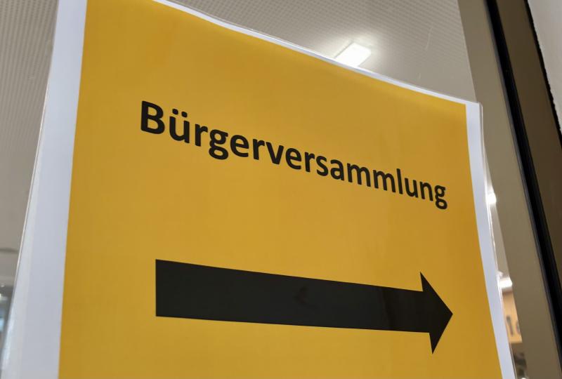 Featured image of post Volle Mensa, viele Anliegen: Rekordbesuch bei der Bürgerversammlung in Freiham