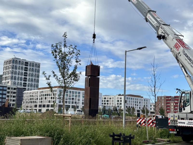 Featured image of post 32 Meter hoch: Die begehbare Skulptur „Sichtung“ kommt nach Freiham