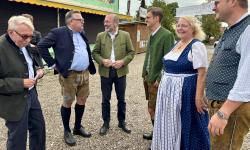 Featured image of post Auf der Aubinger Politbühne: Einmal Aubing-EU und zurück